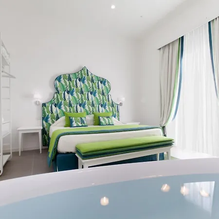 Green Suite *